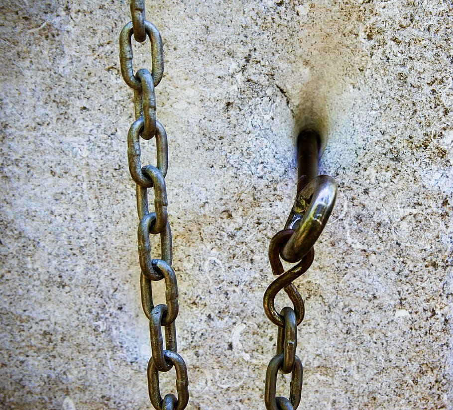 chain, stone, hook, steel, iron, close up, steel chain, eyelet HD wallpaper