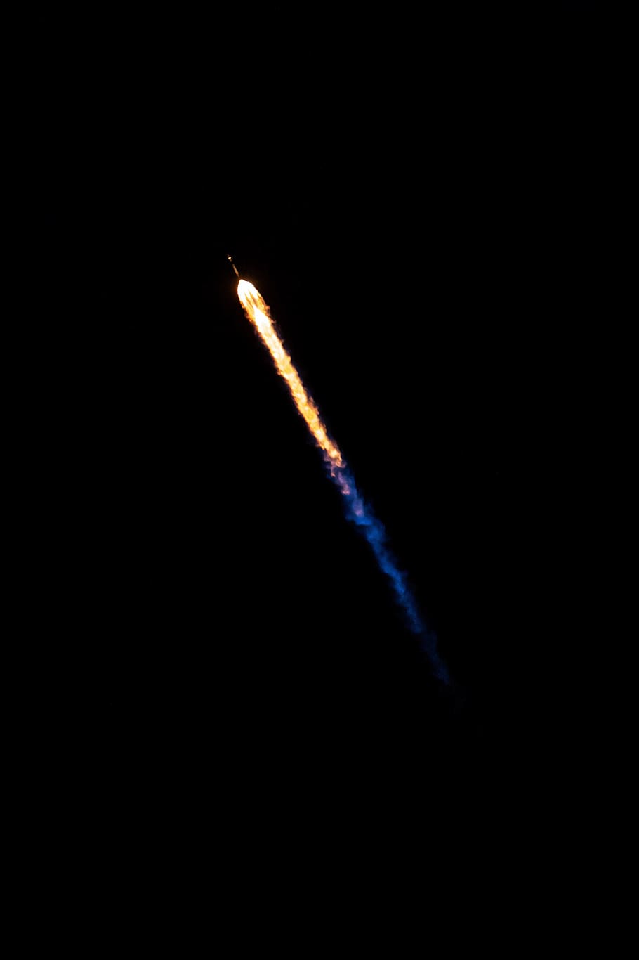 rocking flying in sky during night time, rocket, fire, tail, light HD wallpaper