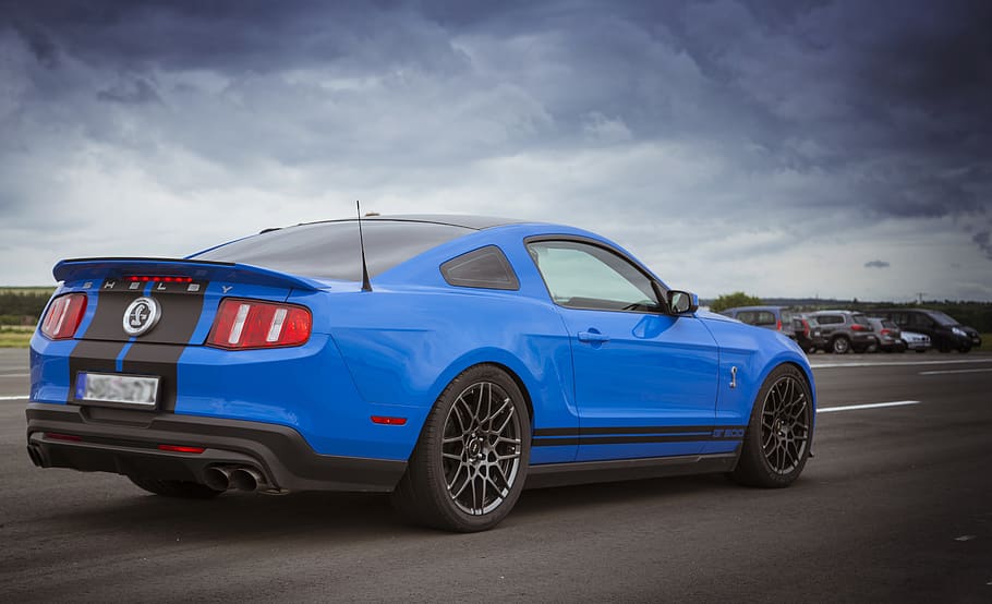 Ford Mustang Shelby 2019 голубая