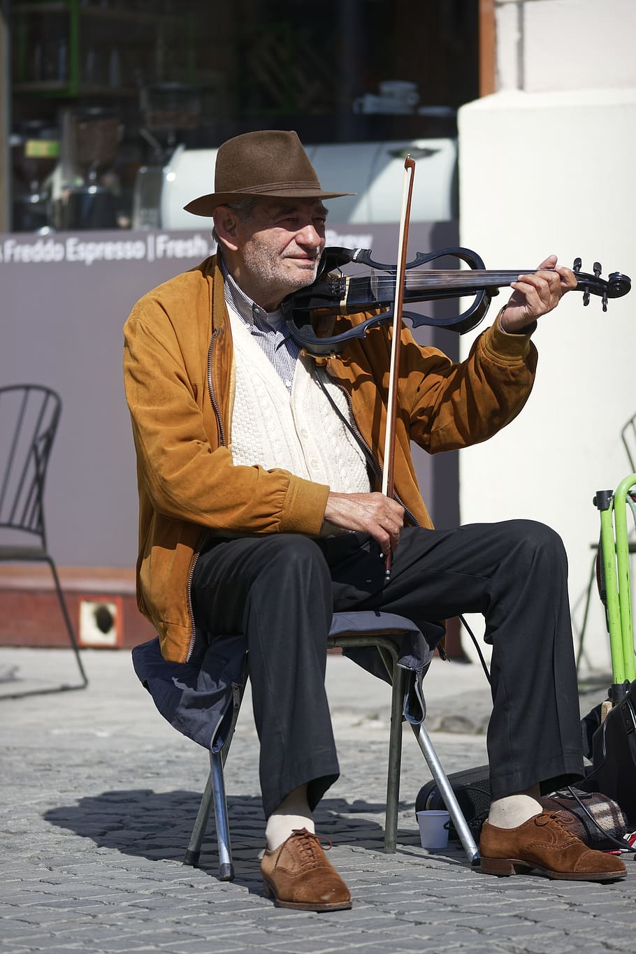 man, old, violin, singing, male, adult, the person, interpreting HD wallpaper