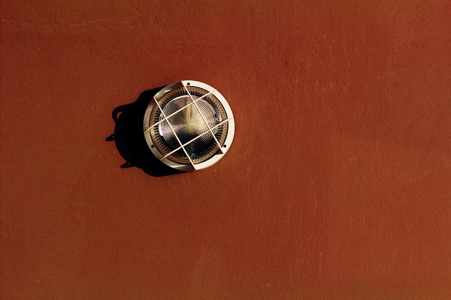 round brown and white lamp, light, wall, building, minimal, architecture HD wallpaper