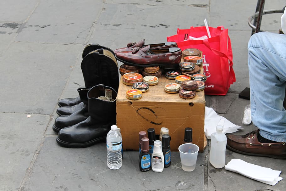 new orleans, united states, kiwi, street vendor, shoe shine