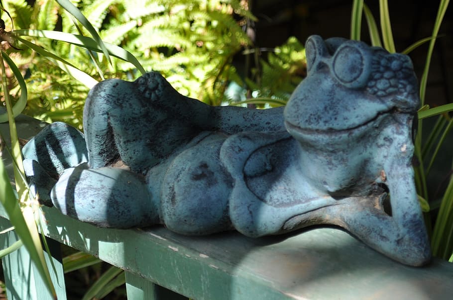 frog, statue, garden, yard, sculpture, art and craft, no people HD wallpaper