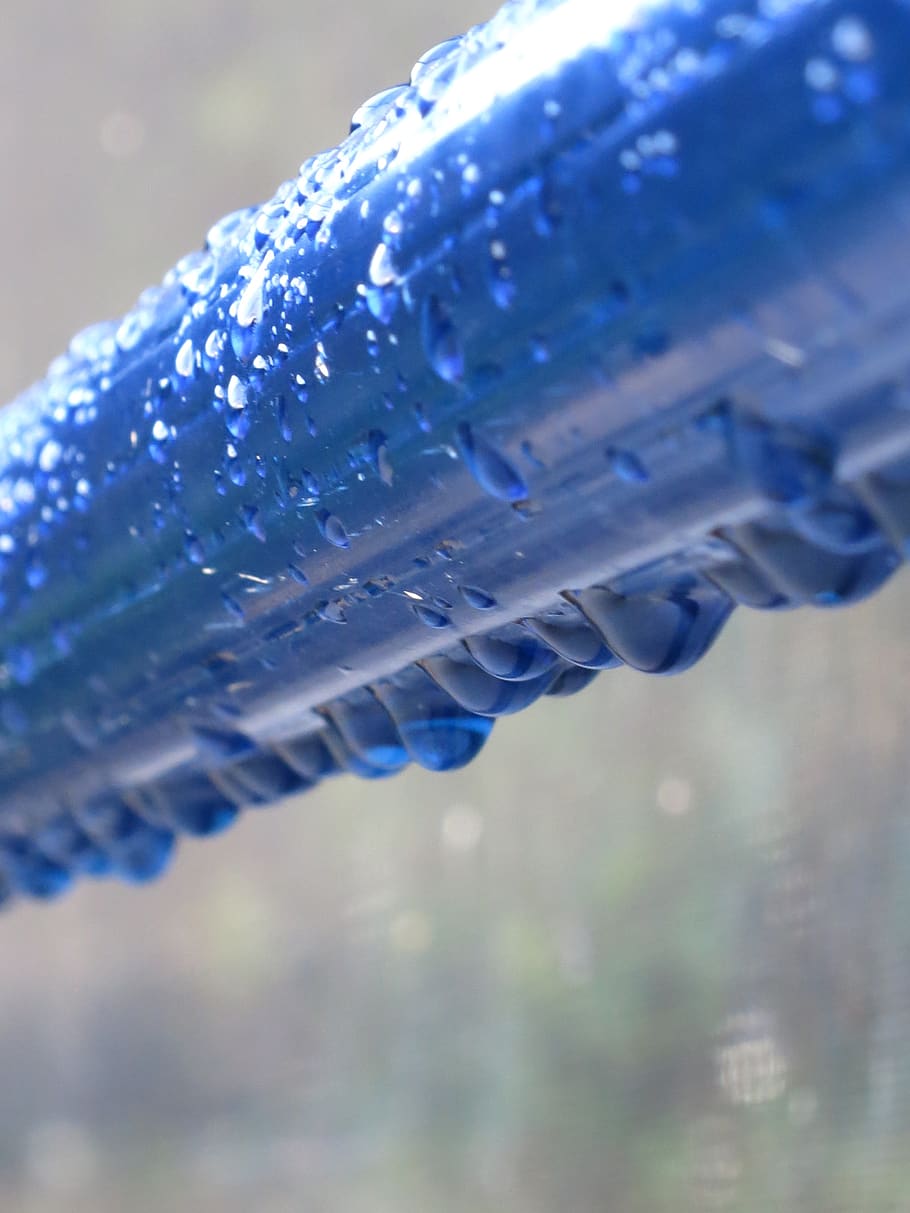 spring rain, pole, rain drops, close-up, blue, wet, selective focus HD wallpaper