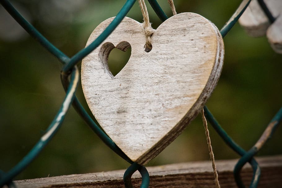 heart, love, romance, symbol, report, sensation, emotion, affection HD wallpaper