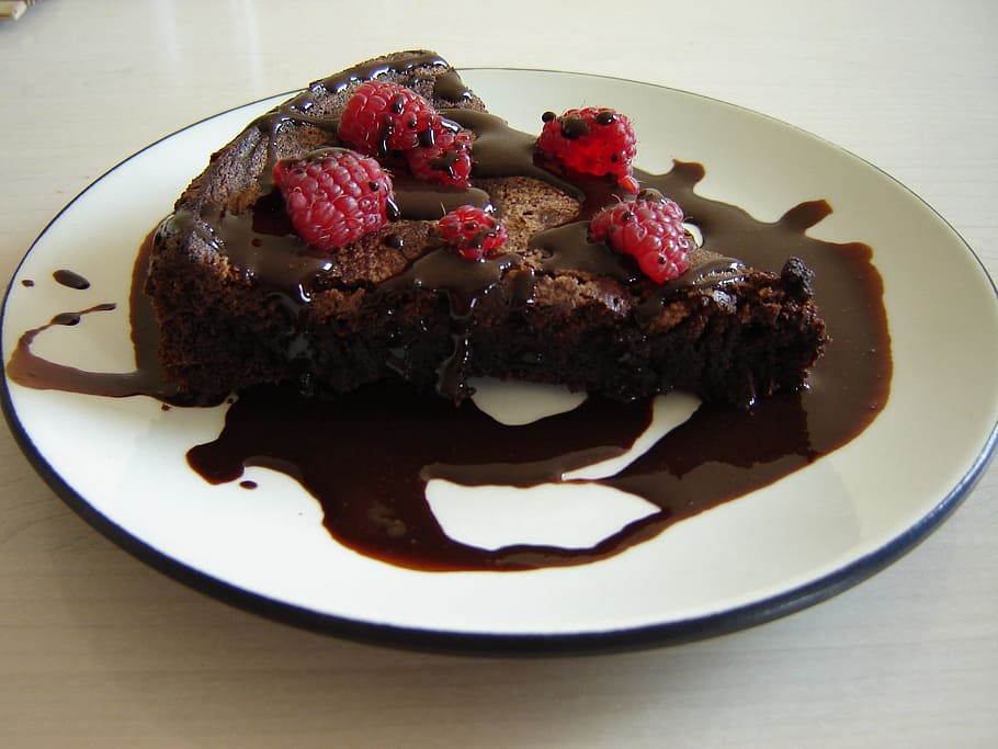 cake, food, choc, chocolate, sweet, dark, food and drink, plate HD wallpaper