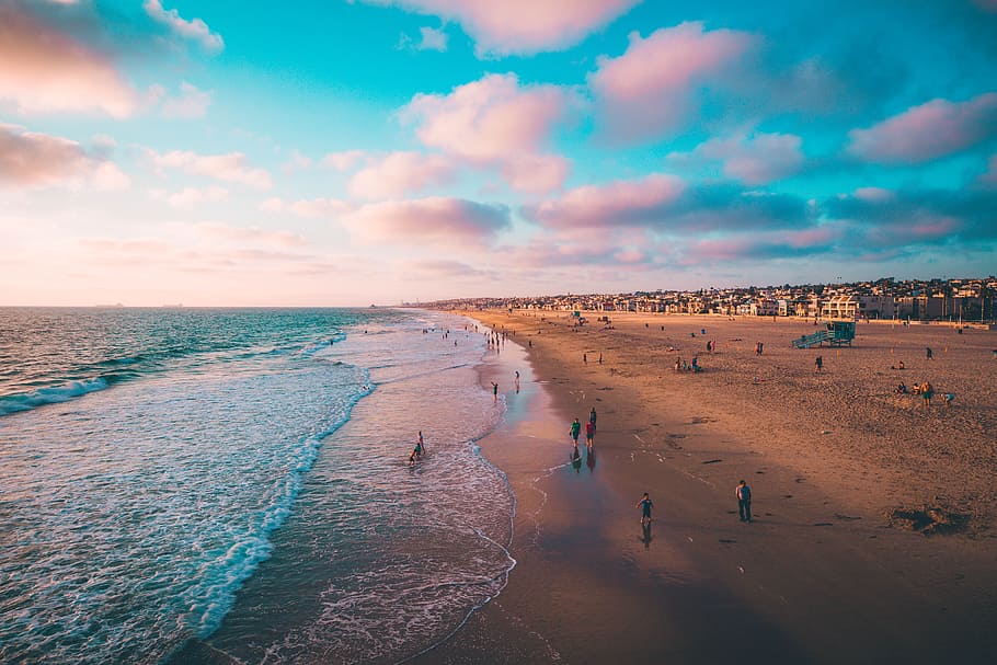 people on seashore during daytime, ocean, beach, cloud, sky, sand HD wallpaper