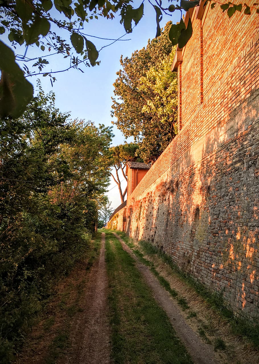 Hd Wallpaper Italia Emilia Romagna Street Cesena Church Trees Country Wallpaper Flare