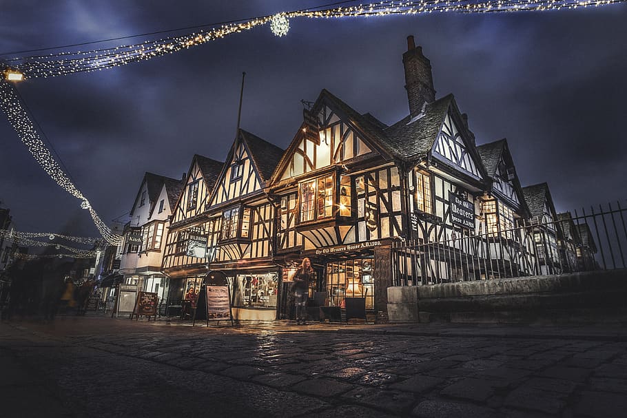 lighted house at nighttime, path, walkway, building, canterbury HD wallpaper