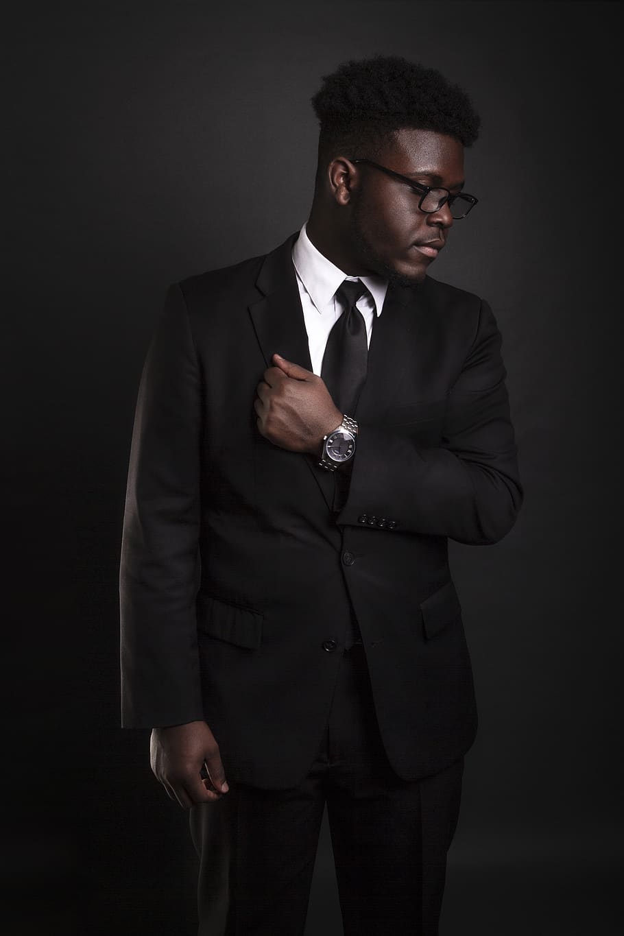 Man In Black Suit Jacket, fashion, fashionable, fine-looking HD wallpaper