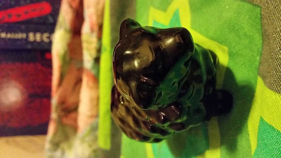 black sheep, figurine, close-up, no people, green color, animal HD wallpaper