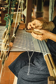 weaving, hand, carpet, loom, weave, handmade, old, traditional HD wallpaper