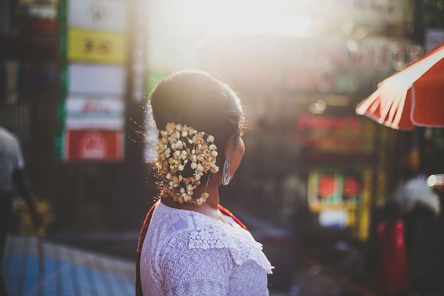 Woman Facing Backward, architecture, back view, blurred background HD wallpaper