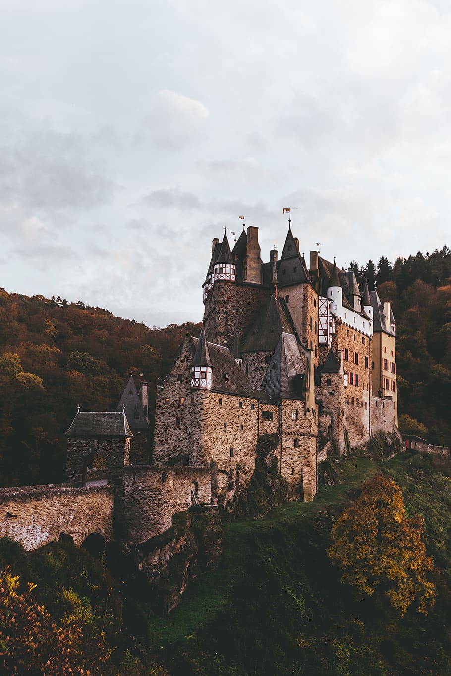 brown castle, architecture, built structure, sky, building exterior HD wallpaper