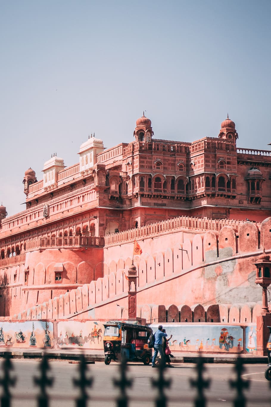 Auto Rickshaw Parked Beside Brown Structure, ancient, architecture HD wallpaper