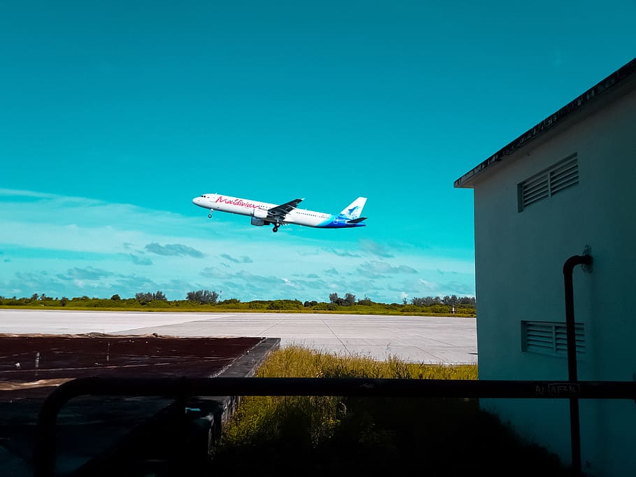 maldives, addu city, gan international airport, air vehicle