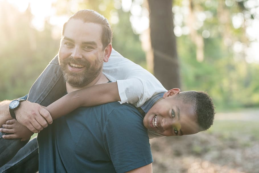 man carrying boy, smiling, happiness, men, portrait, emotion HD wallpaper