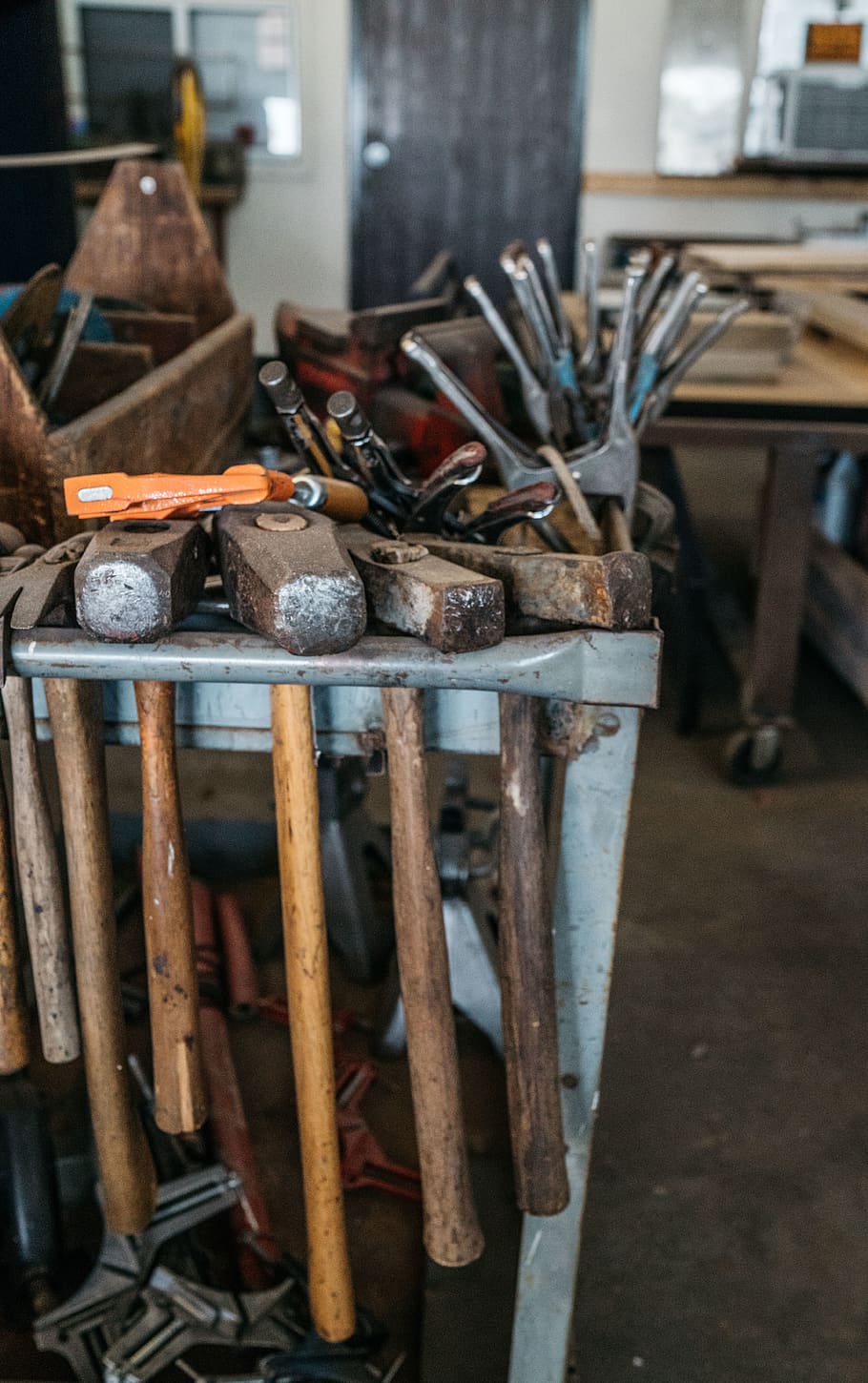 several handheld tools on metal rack, large group of objects HD wallpaper