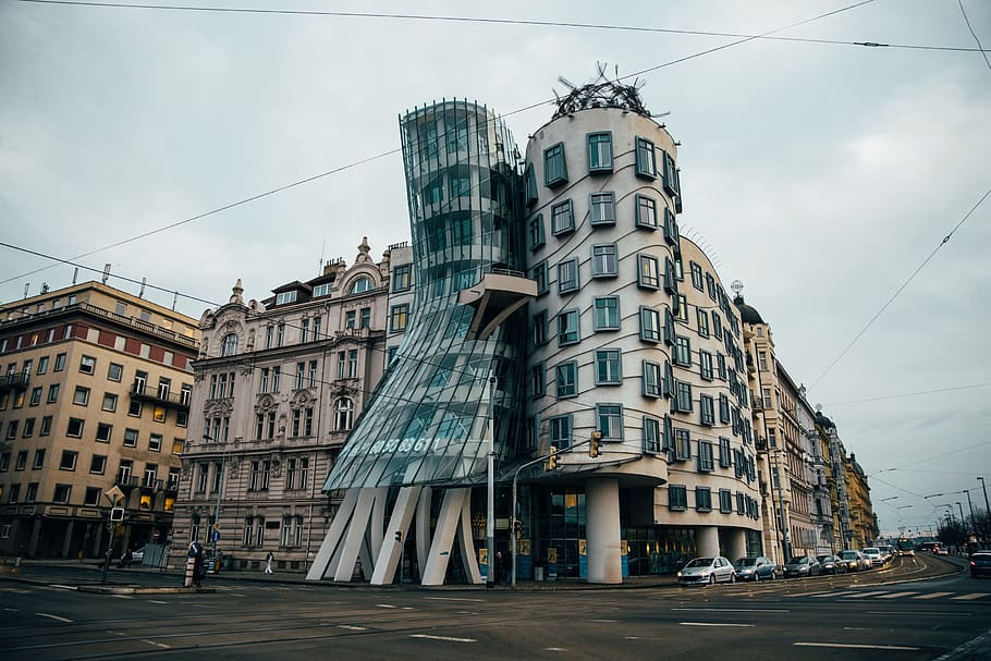 The Nationale Nederlanden building, known as the Dancing House or sometimes Fred and Ginger HD wallpaper