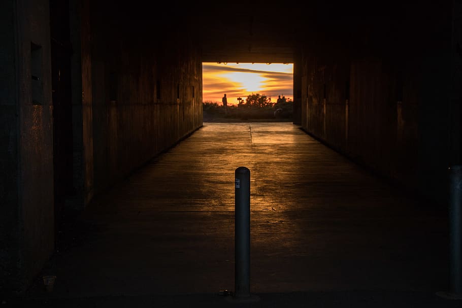 sun set view, light, flare, sunlight, corridor, outdoors, human HD wallpaper