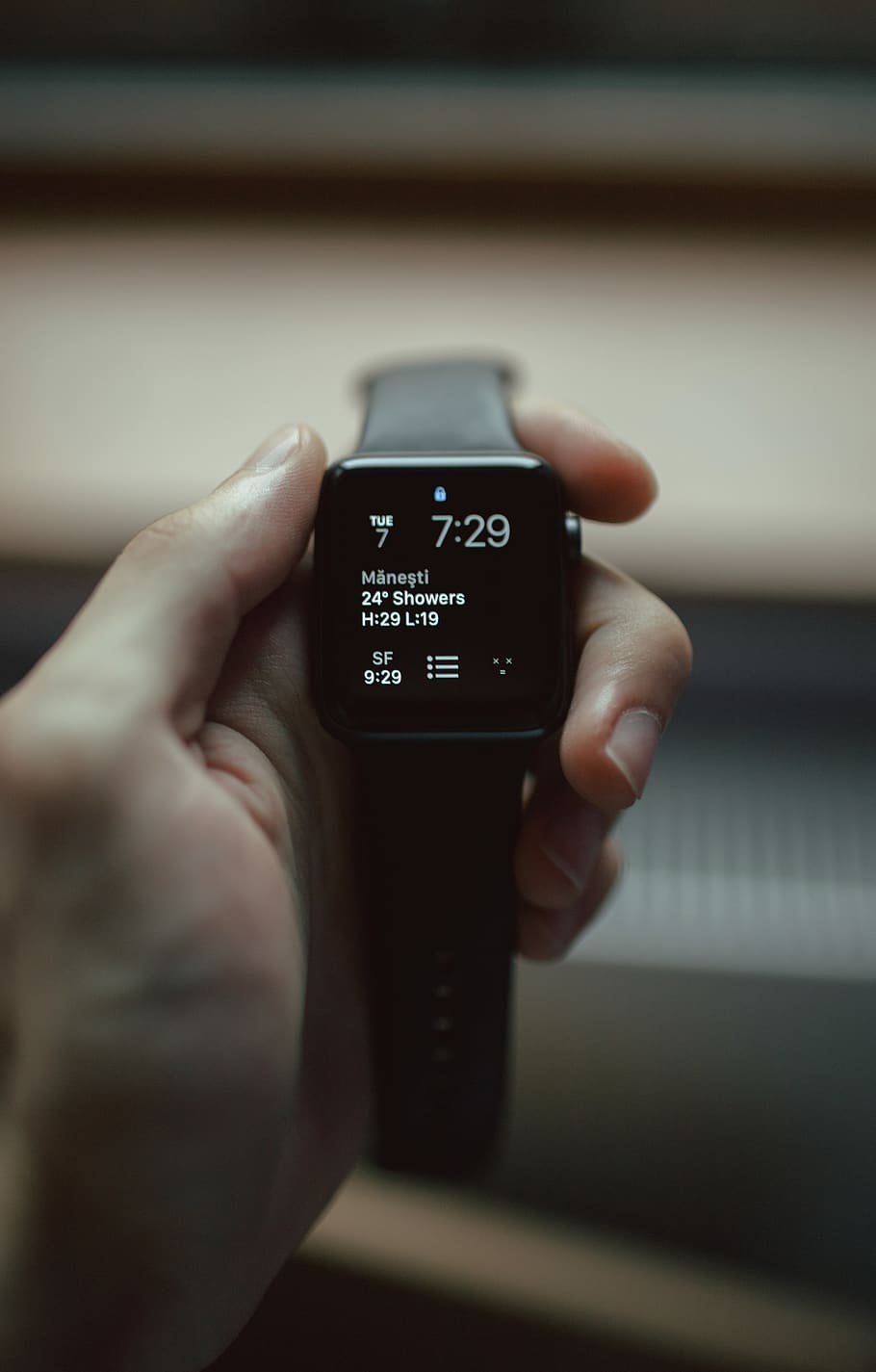 selective focus photography of space black aluminum case Apple Watch displaying 7:29, HD wallpaper