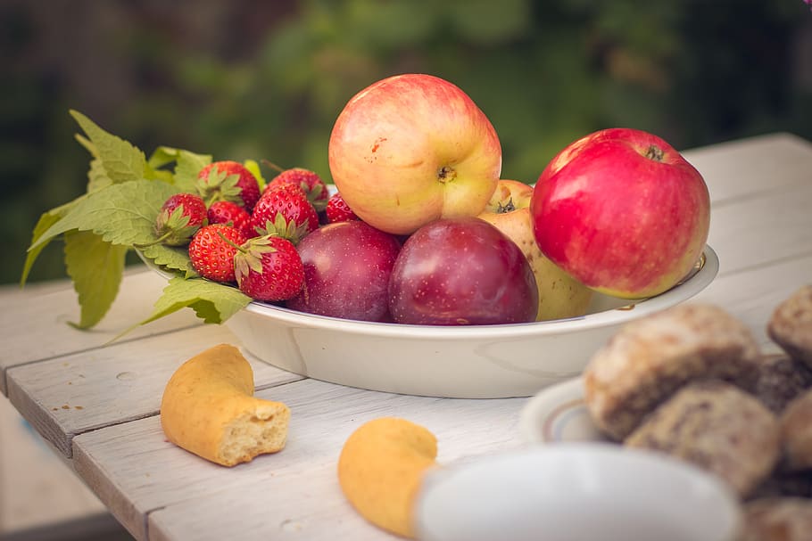 apples, plum, fruit, gingerbread, berry, food and drink, healthy eating HD wallpaper