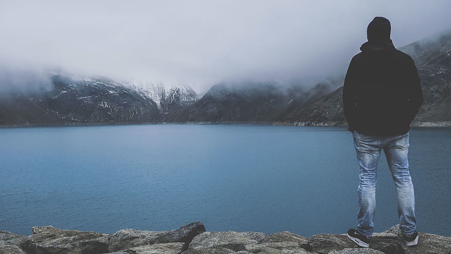 people, man, water, river, lake, mountain, travel, adventure HD wallpaper
