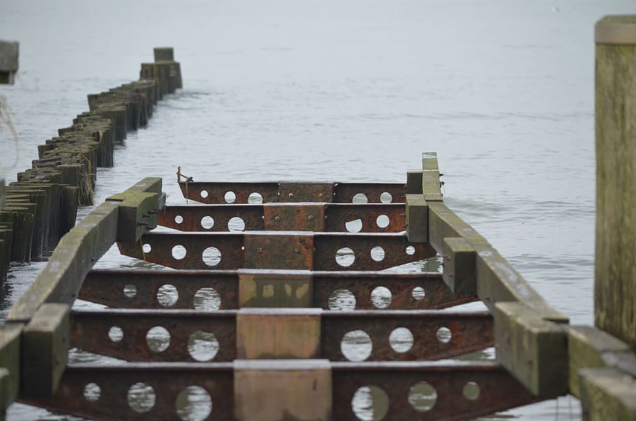 sea, metal, rusty, web, old, baltic sea, water, no people, day HD wallpaper