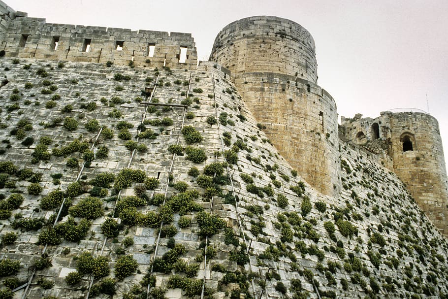 krak, chevalier, castle, syria, crusaders, middle ages, architecture