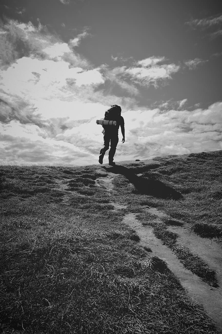 climbing, cloud - sky, one person, leisure activity, real people HD wallpaper