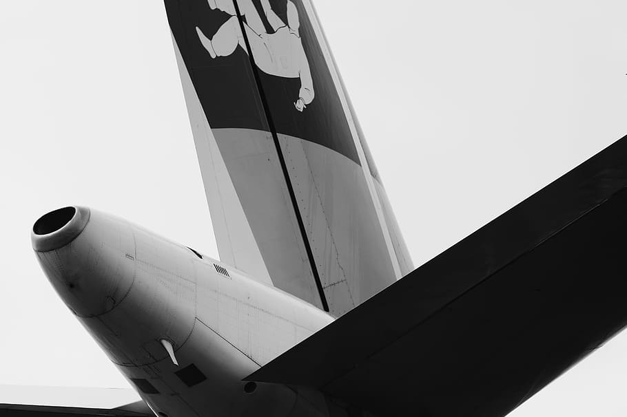 plane, airbus, boeing, fly, wing, turbine, monochrome, blackandwhite HD wallpaper