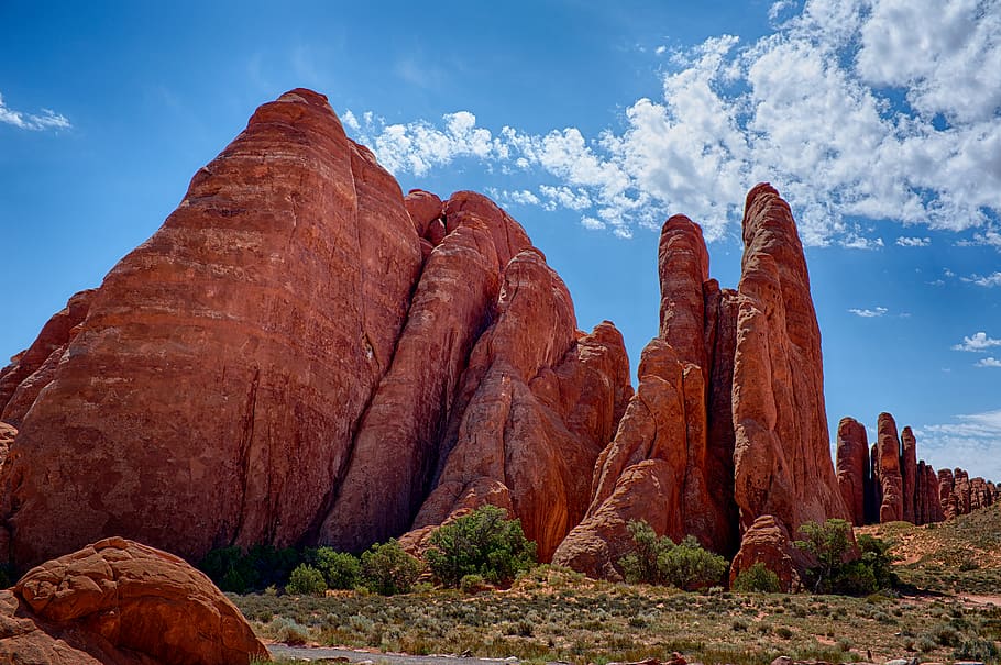 Brown Stone Formation Under Blue Skies at Daytime, clouds, daylight HD wallpaper