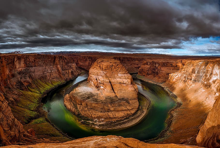 Horseshoe Bend, bad weather, cliffs, clouds, daylight, geology HD wallpaper