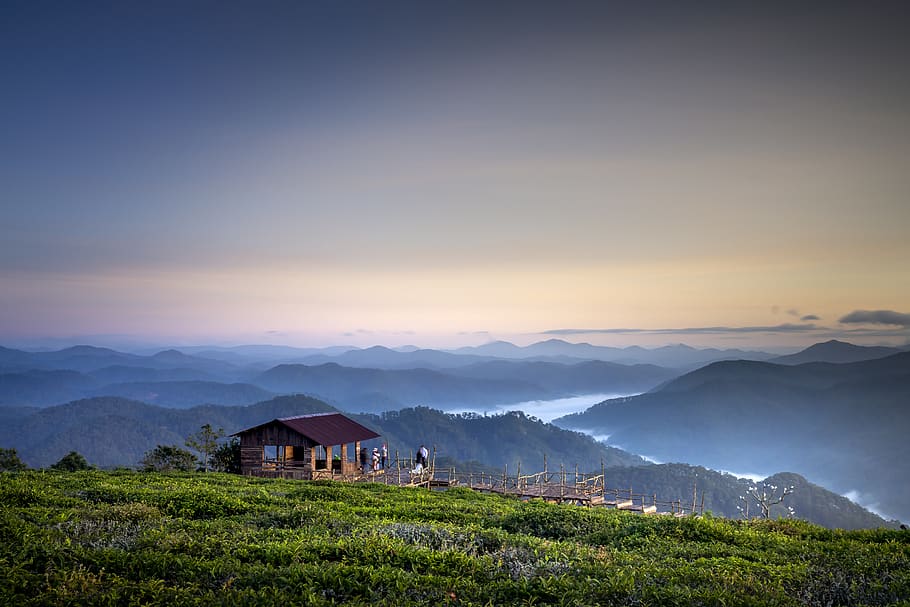 Brown Gazebo on Mountain Top Overlooking the Valley, adventure HD wallpaper