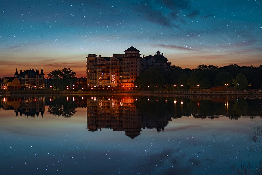 Landscape Photo of Building Near Body of Water, architecture HD wallpaper
