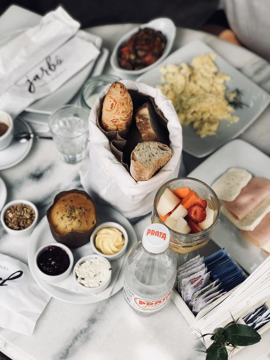 Breakfast Meals on Table, beverage, bottle, bread, brunch, chocolate HD wallpaper