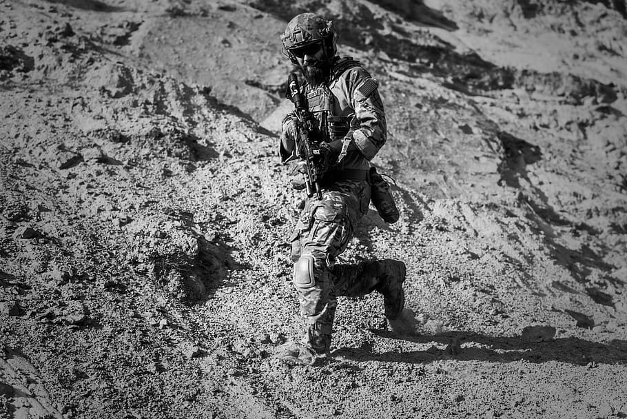 Man in Army Full Combat Uniform Carrying Rifle, action, active HD wallpaper
