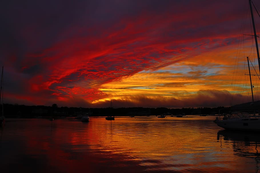 Calm Body Of Water During Golden Hour, backlit, dawn, harbor HD wallpaper