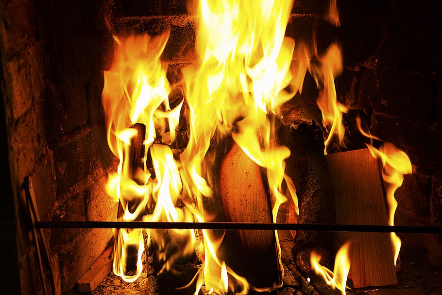 Fire on Firewoods, ash, blaze, bonfire, burn, burning, burnt HD wallpaper