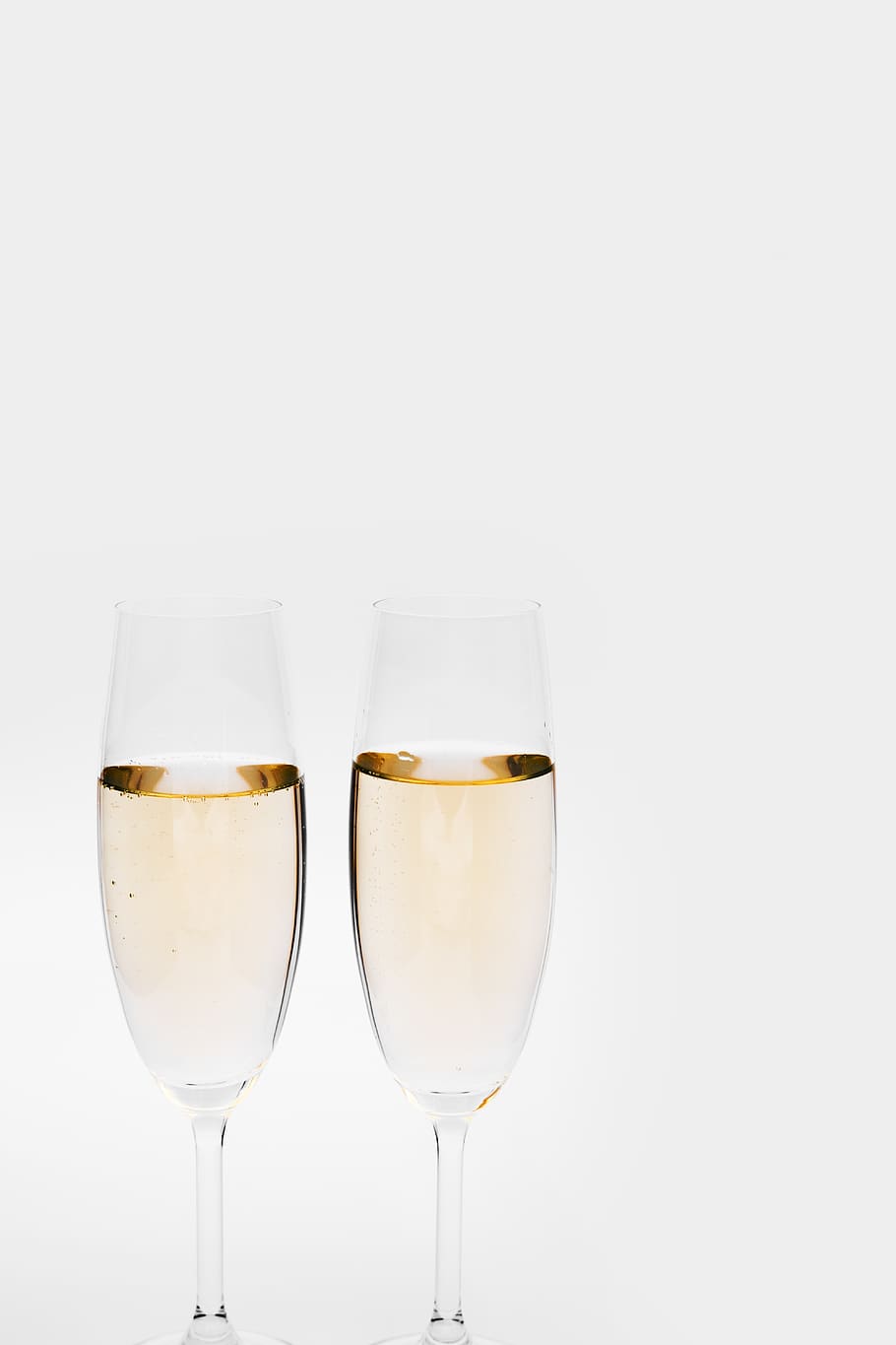 champagne, glasses, prost, sylvester, new year's day, birthday HD wallpaper