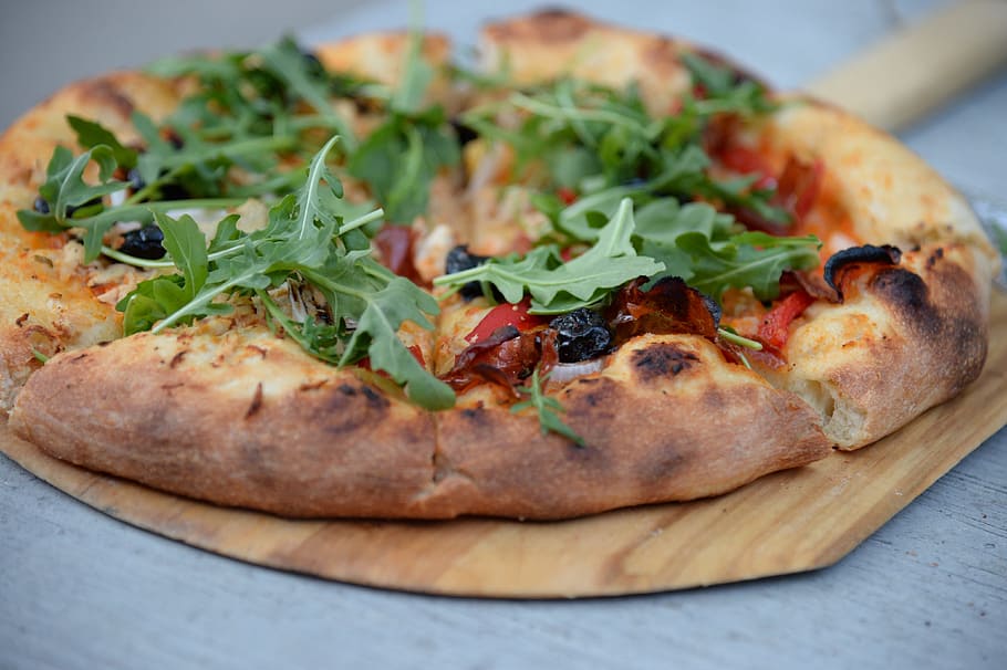 Italian pizza, bread, crust, dinner, italy, lunch, ruccola, rustique HD wallpaper