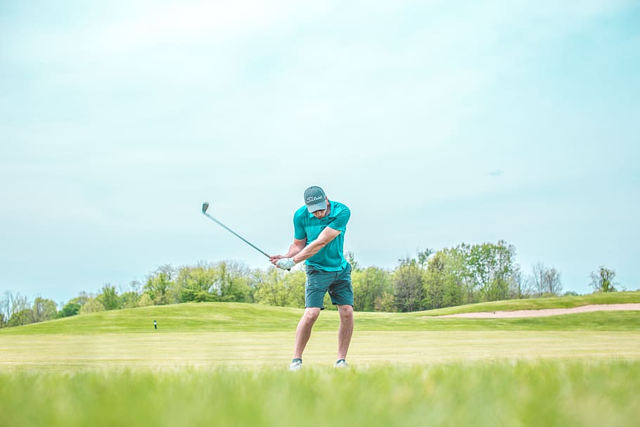 HD wallpaper: man playing golf, golf course, grass, golf club ...