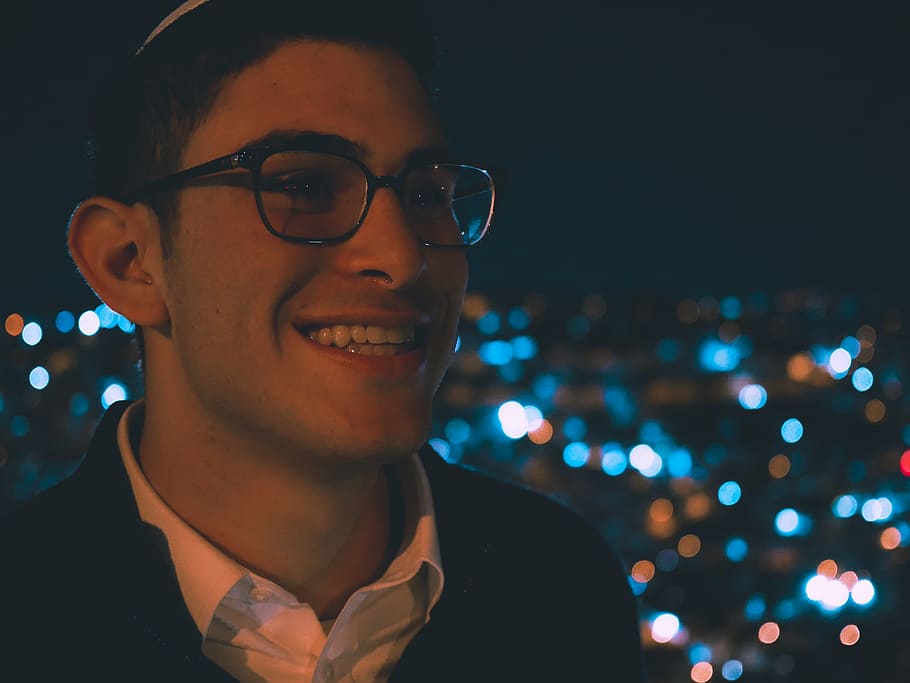 night, smile, bokeh, headshot, portrait, glasses, eyeglasses HD wallpaper