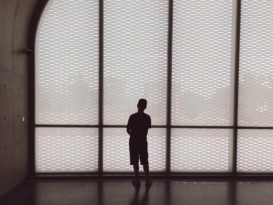 中国, 上海市, one person, real people, indoors, full length HD wallpaper