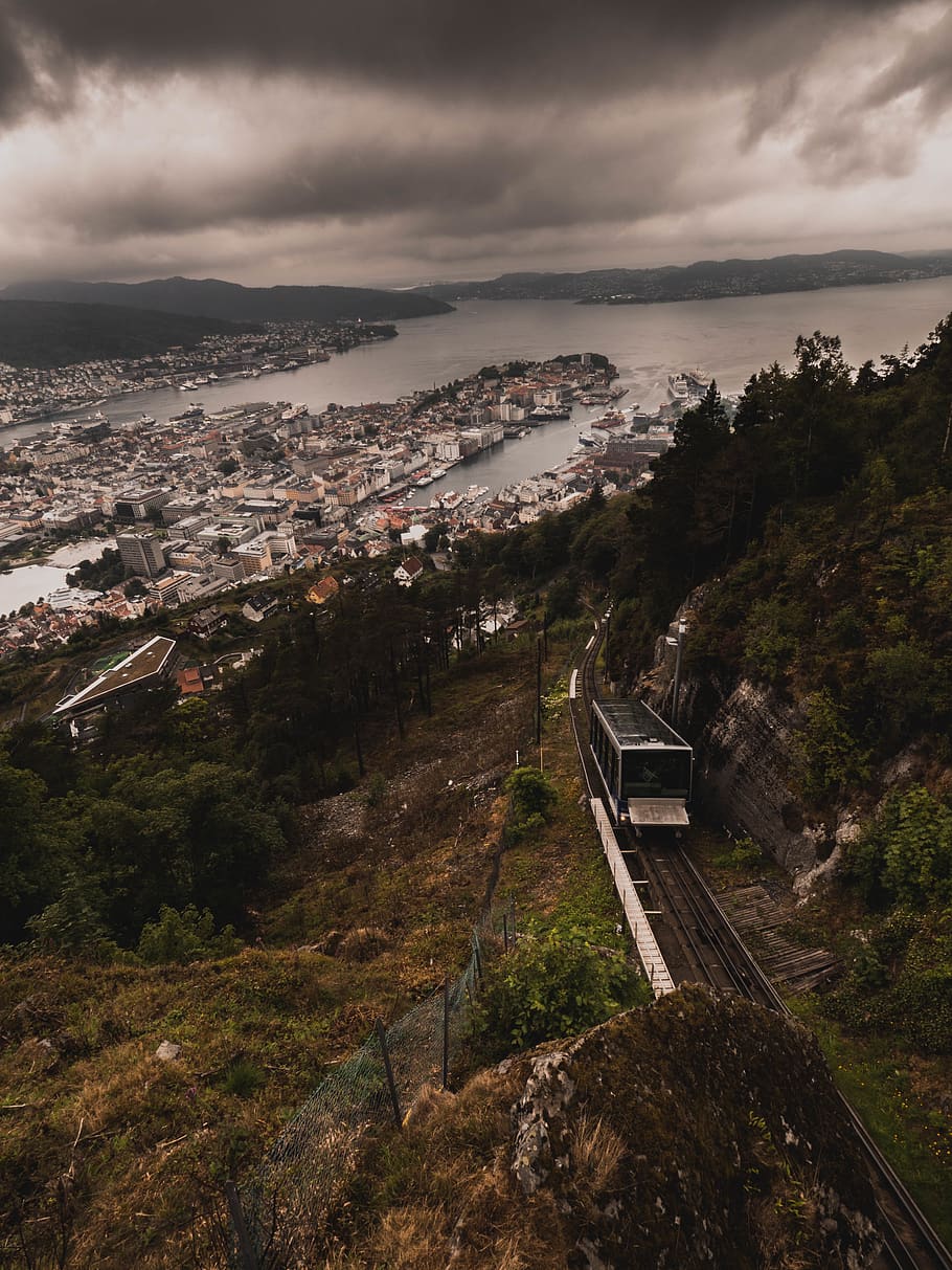 train along trees, cloud - sky, architecture, built structure HD wallpaper
