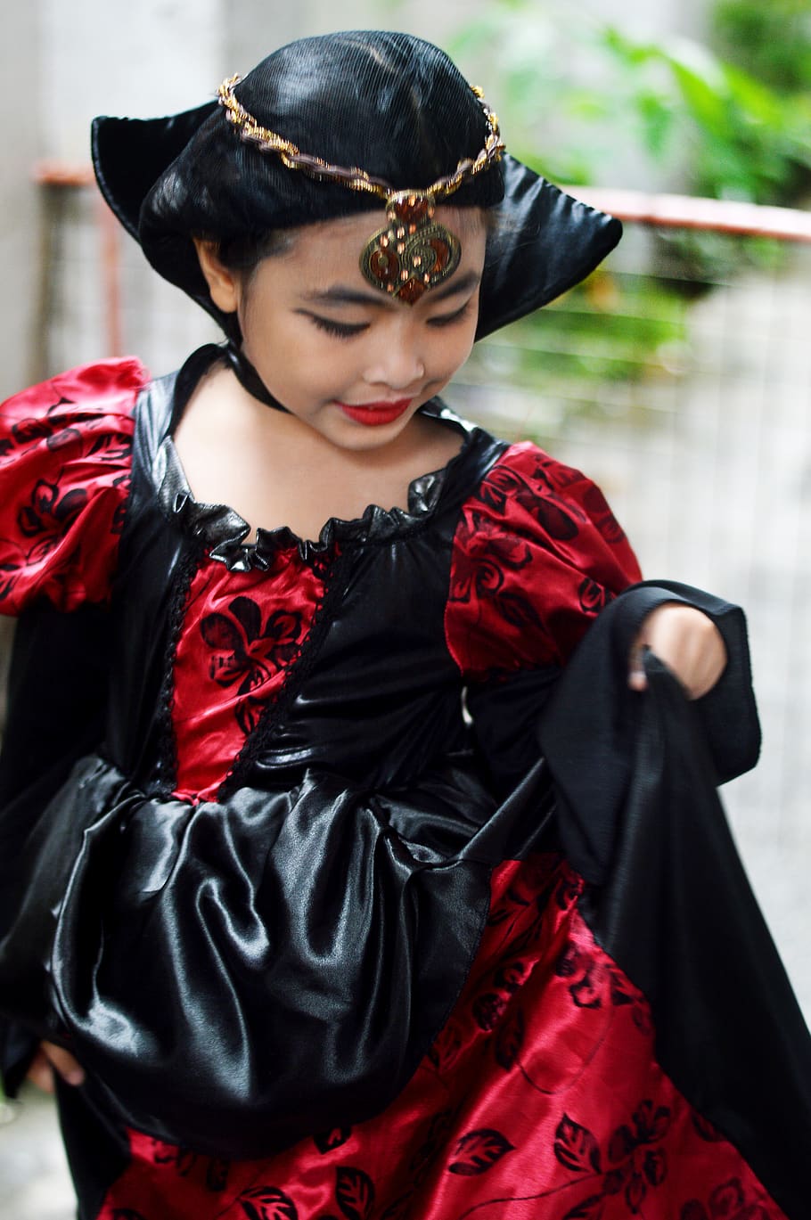 vampire, princess, halloween, one person, clothing, lifestyles HD wallpaper