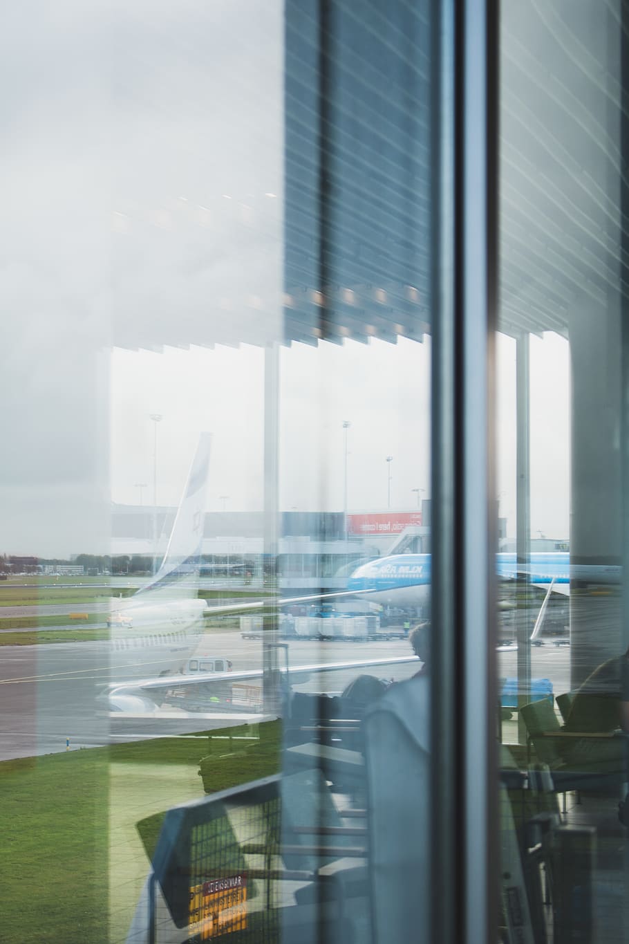 clear glass wall, door, airplane, netherlands, schiphol airport HD wallpaper