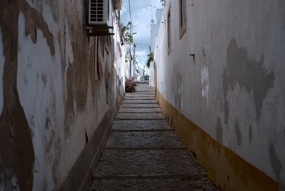 white painted wall, architecture, built structure, direction HD wallpaper