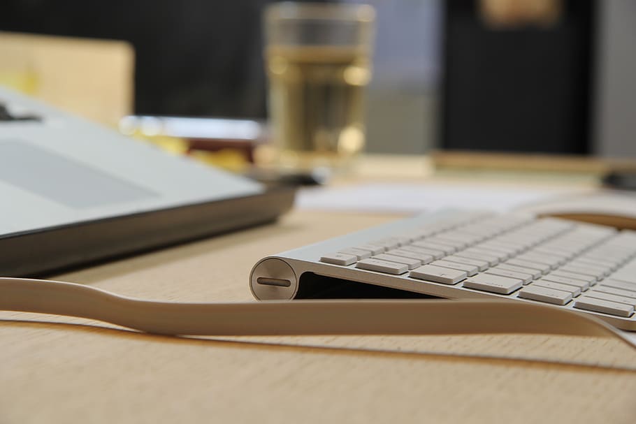 computer, keyboard, study, business, school, work, desk, technology HD wallpaper
