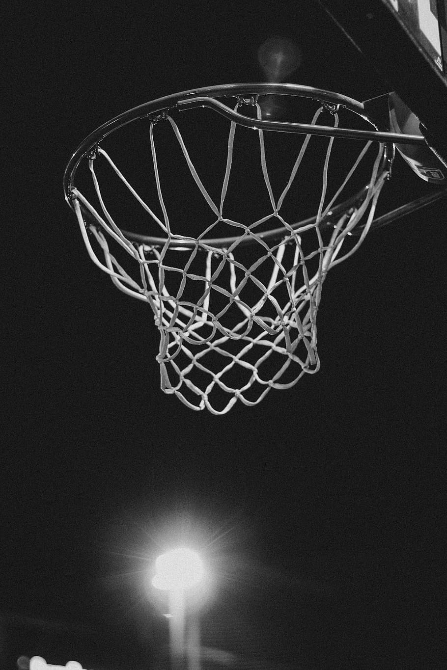 basketball, sports, night, light, dark, net, black and whie, HD wallpaper